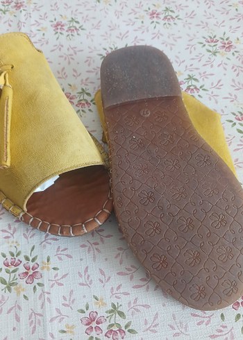 37 Beden sarı Renk Sarı Süet Püsküllü Bohem Kadın Terlik