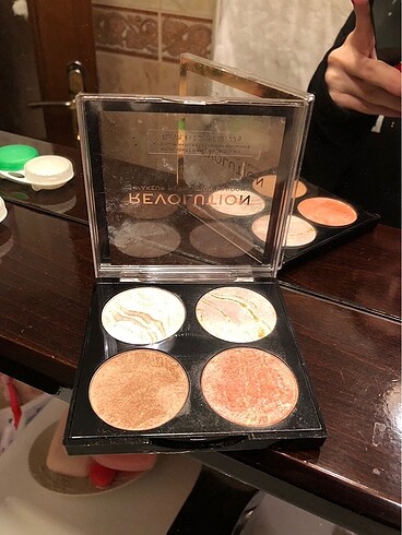 revolution cheek kit