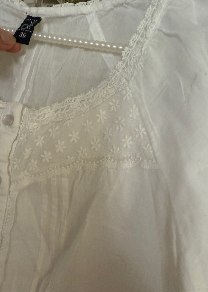 Koton marka beyaz gömlek - Görsel 3