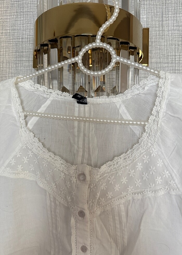 Koton marka beyaz gömlek - Görsel 2