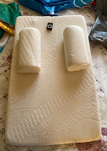 Diğer Beyaz Destekli Ortopedik Yastık Seti Bebek reflu yatağı