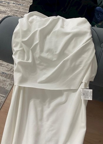 uzun dar kesim yırtmaçlı beyaz elbise - Görsel 5