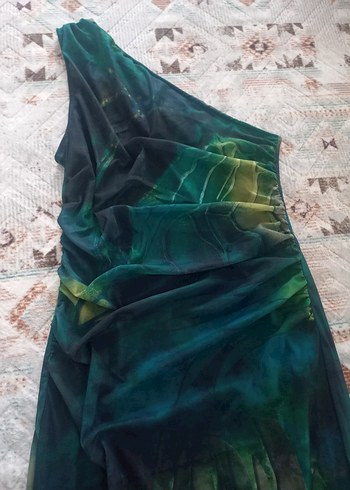 dar kesim tek omuz elbise - Görsel 3