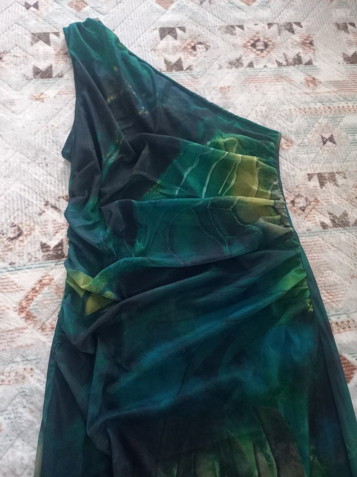 dar kesim tek omuz elbise - Görsel 3