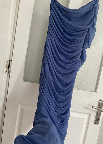 tek kol drapeli dar kesim elbise - Görsel 2