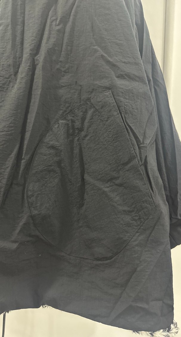 Siyah Beyaz Kazayağı Desenli  Çift Taraflı Peluş Kaban - Görsel 5