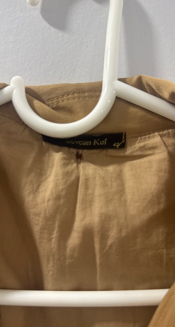 Kadın Bej Uzun Düğmeli Trençkot - Görsel 3