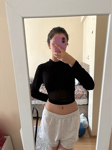 Siyah crop