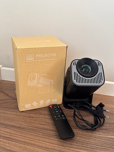 4K HY320 PRO 1080P ULTRA HD ANDROID 12 HDMI WIRELESS BLUETOOTH