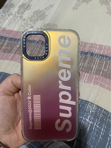 İphone 11 kılıf renk degistiriyo