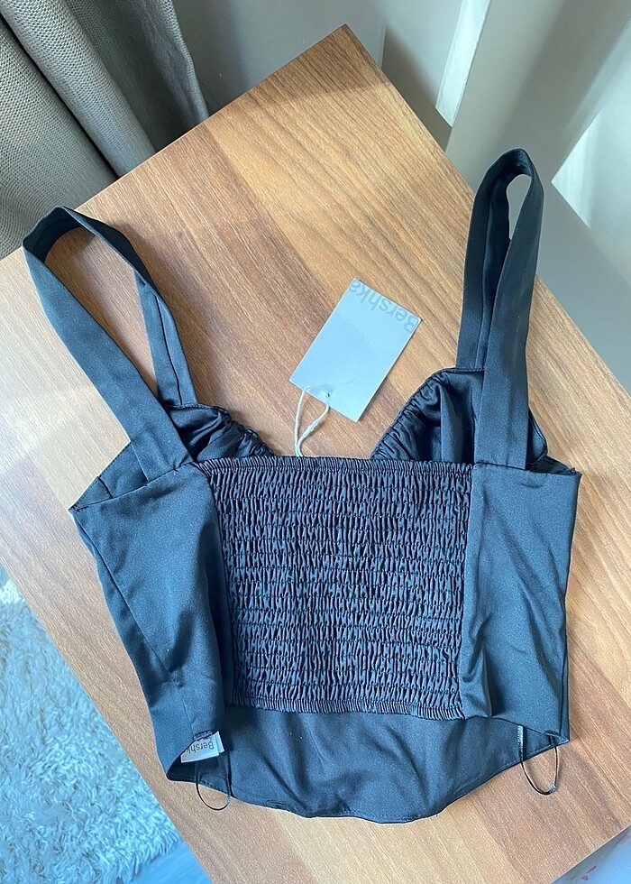 Bershka Siyah saten korse s etiketli - Görsel 4