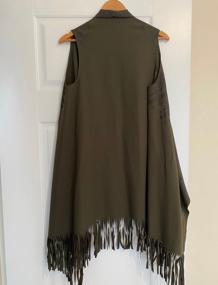 Uzun Dökümlü Püsküllü Haki Yelek yeni - Görsel 4