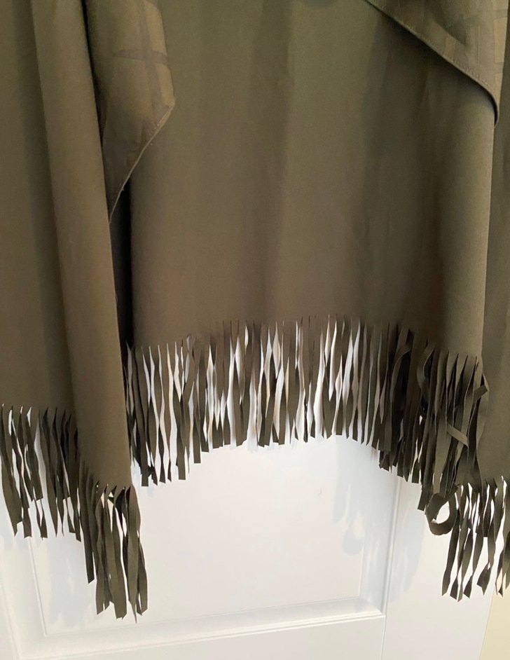 Uzun Dökümlü Püsküllü Haki Yelek yeni - Görsel 2