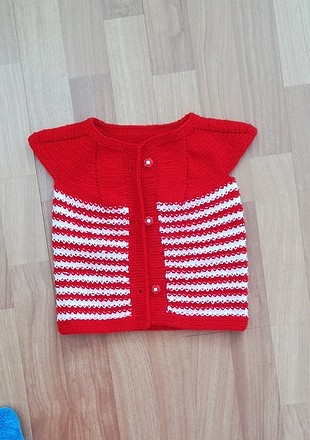 El örgüsü bebek yelek
