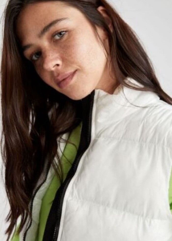 beyaz puf şişme yelek - Görsel 2