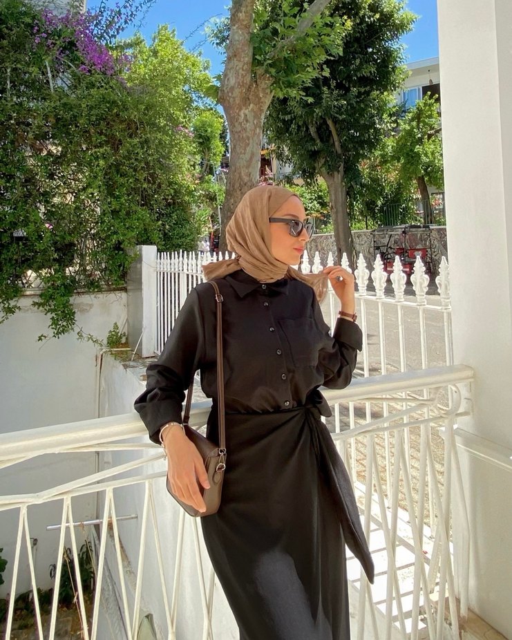 Siyah Uzun Kollu belden bağlama elbise - Görsel 3