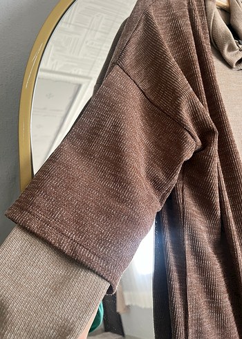 Bej Uzun Yünlü Dökümlü Anne Kabanı - Görsel 2