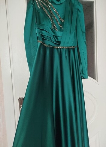 Diğer Saten elbise modeli