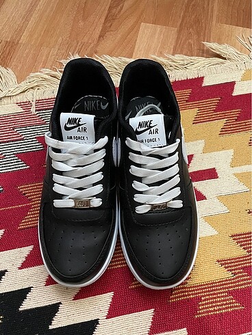 Nike Yurt dışı tertemiz