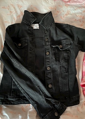 s Beden Bershka Siyah Düğmeli Denim Ceket