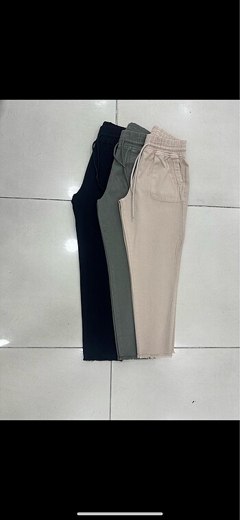 BELİ LASTİKLİ KOT PANTOLON