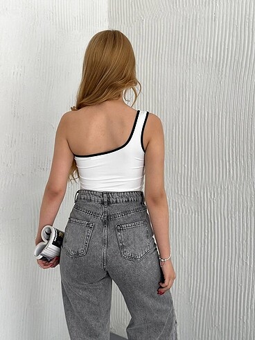 Tek omuz crop