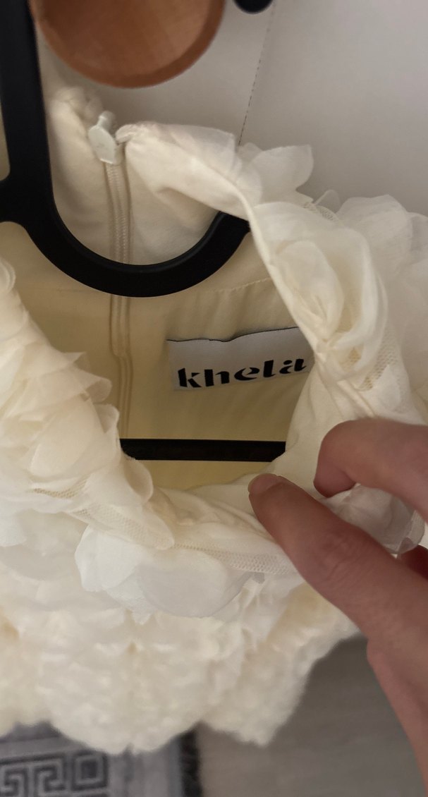 Kırık beyaz güllü  mini elbise - Görsel 3