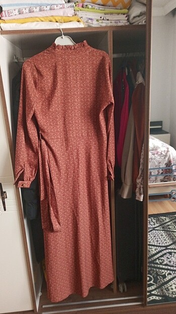 40 Beden Tesettür elbise 1 kere giydim tarçın rengi
