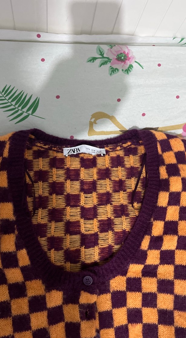 Kadın Çok Renkli Kareli V Yaka Triko Hırka - Görsel 3