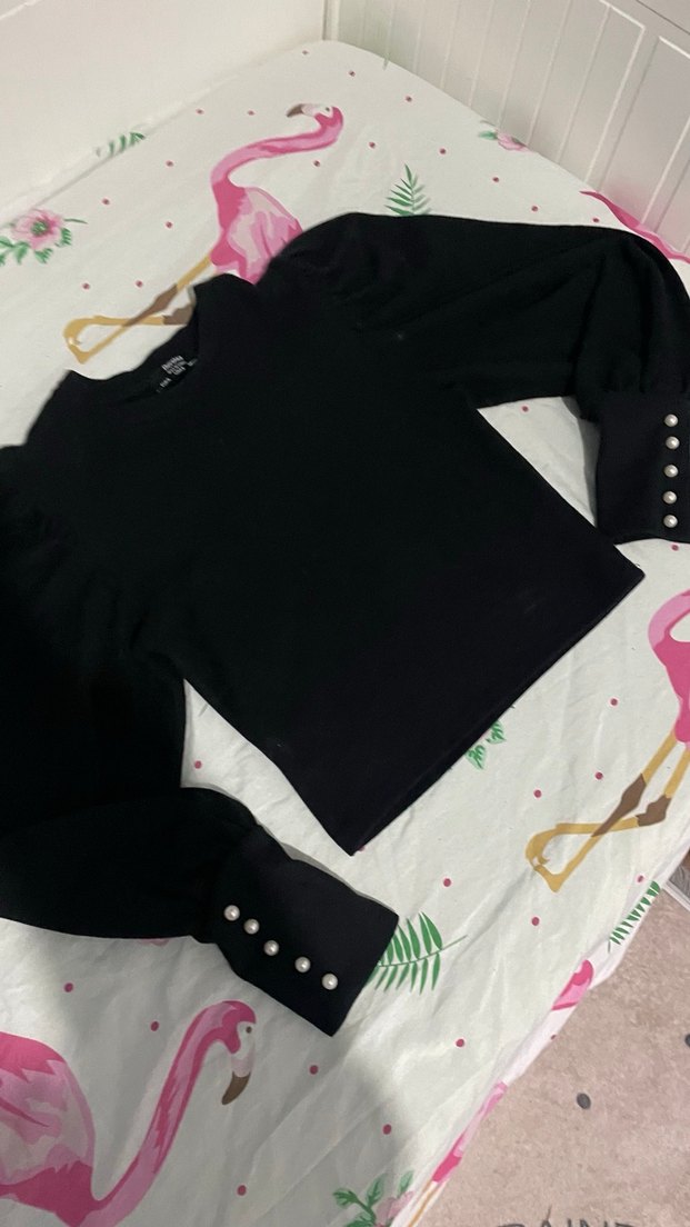 Bershka vatkalı siyah kazak - Görsel 2