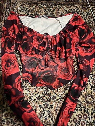 Trendyol & Milla Tüllü parmak gecırmelı crop