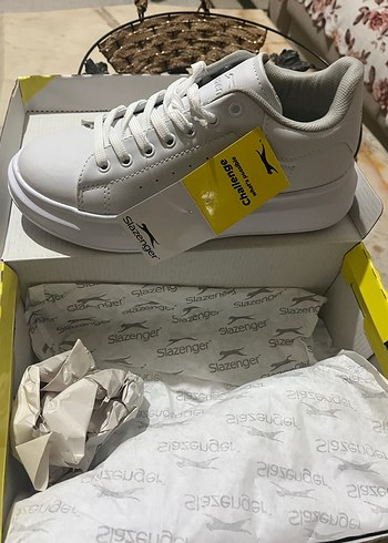 Beyaz Kadın Dolgu Topuklu Spor Ayakkabı - Görsel 3