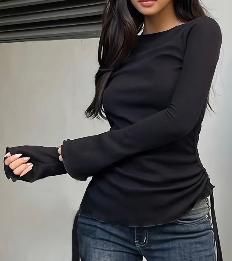 Siyah Yüksek Yakalı Uzun Kollu Kadın Bluz - Görsel 2