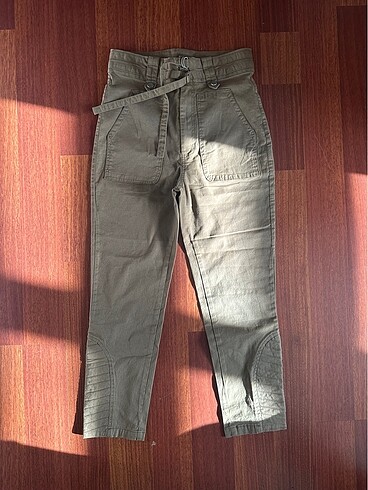 36 BEDEN YEŞİL PANTOLON