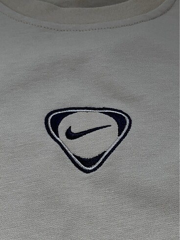 s Beden Nakış Detaylı Vintage Nike Tişört