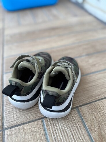 23 Beden Adidas Çocuk Ayakkabı