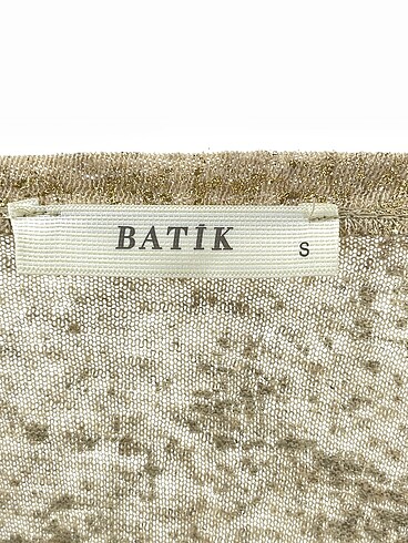 s Beden çeşitli Renk Batik Bluz %70 İndirimli.