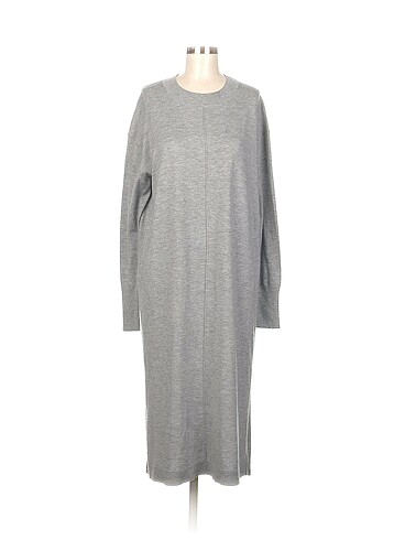 H&M Uzun Elbise %70 İndirimli.
