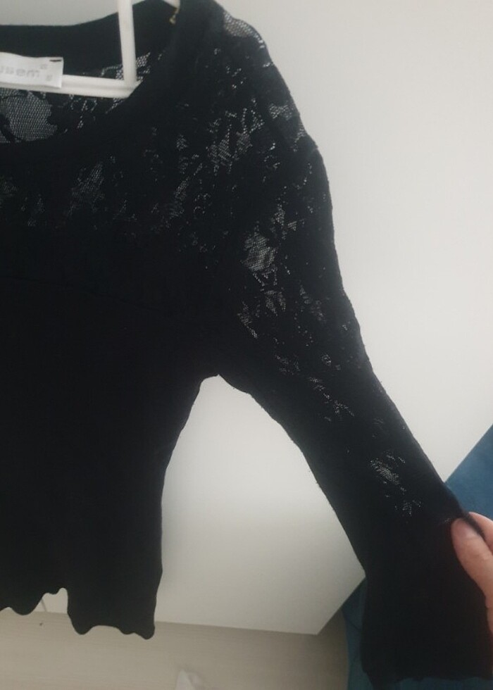 Siyah dantelli elbise - Görsel 2