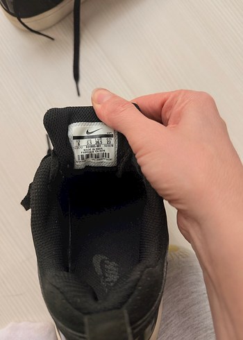 Nike Siyah Bağcıklı Kadın Spor Ayakkabı - Görsel 7