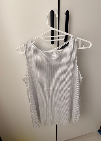 Gri Pliseli Kolsuz Kadın Bluz - Görsel 5