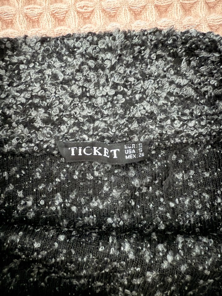 Gri Düz Desenli etek - Görsel 3