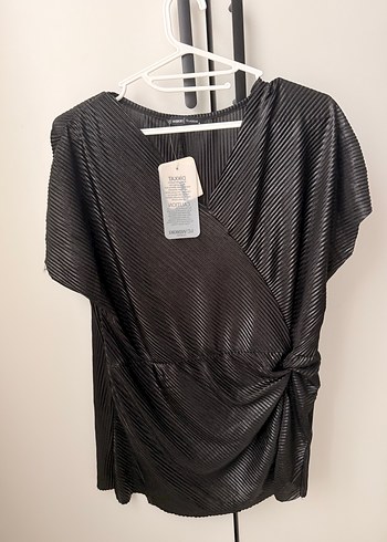 Kruvaze Yaka Siyah Pilili Kadın Bluz - Görsel 2