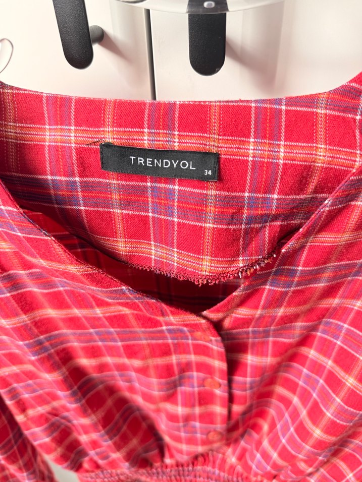 Uzun Kollu, Düğmeli Kırmızı Kareli Gömlek - Görsel 5