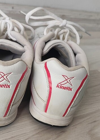Kinetix Kinetix 37 temiz spor ayakkabı