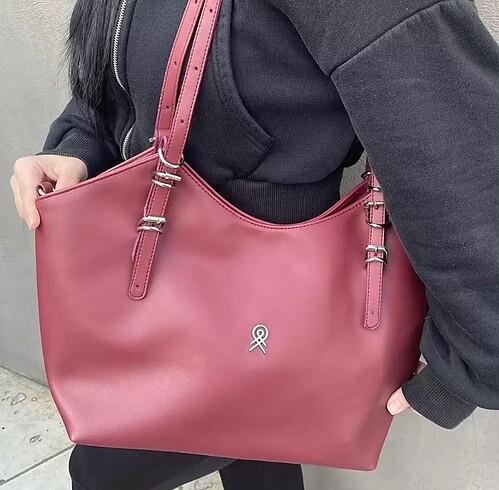 Kadın bordo kol çantası