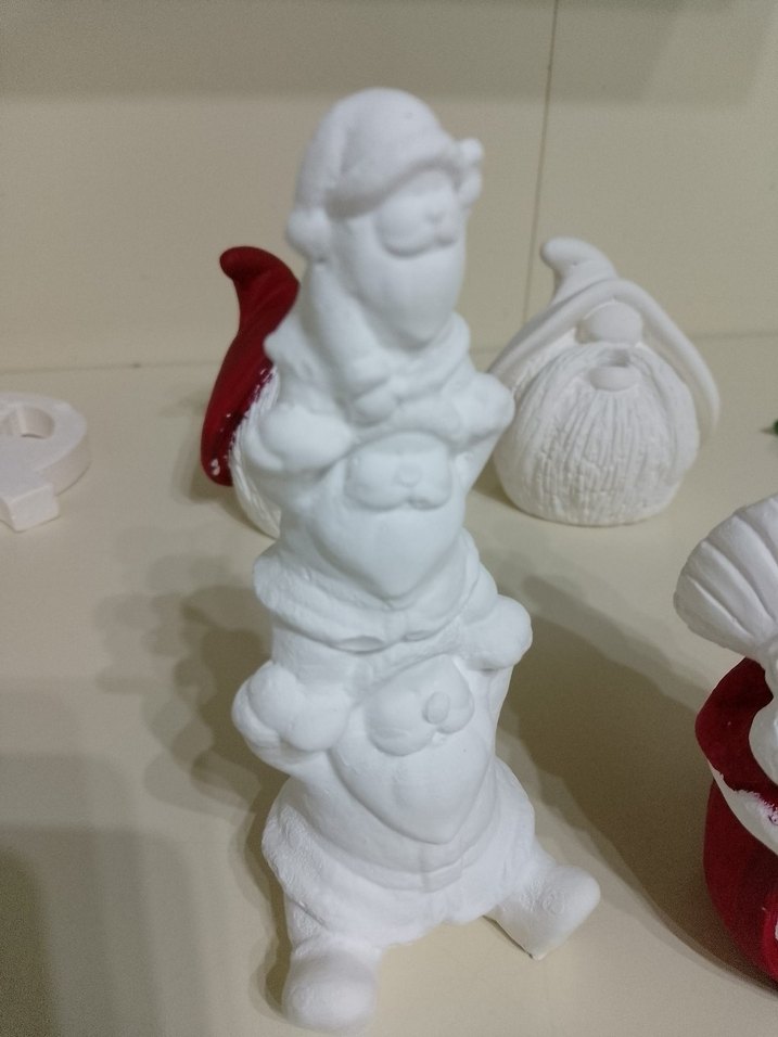 Beyaz ve Renkli Noel Figürleri - Görsel 3