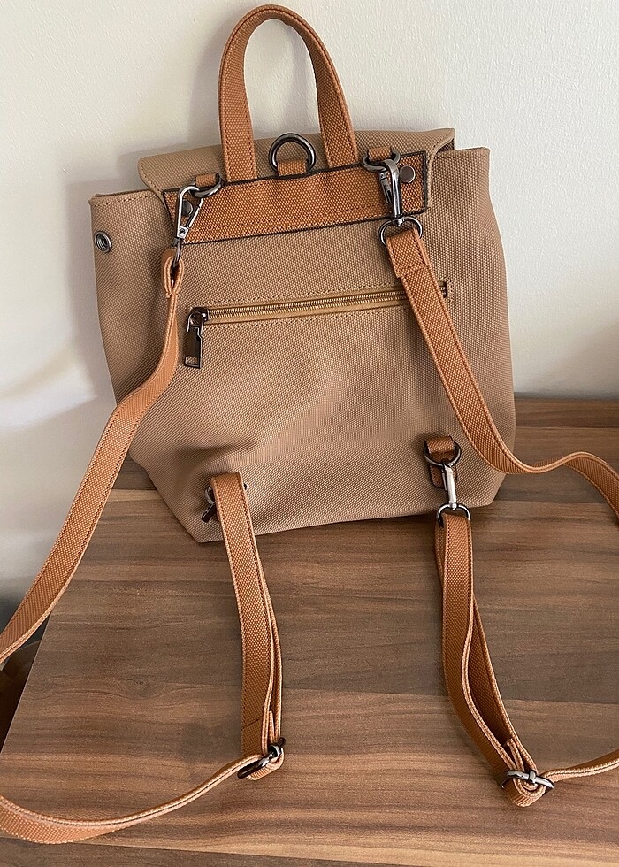 Kahverengi sırt çantası - Görsel 2