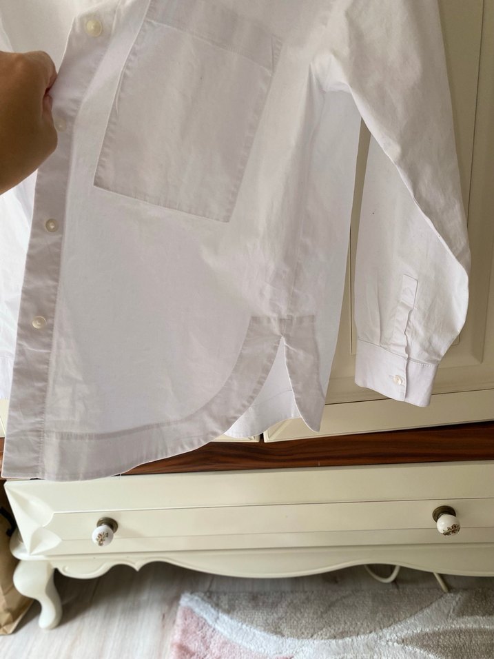 Düğmeli Beyaz Keten Kadın Gömlek - Görsel 3