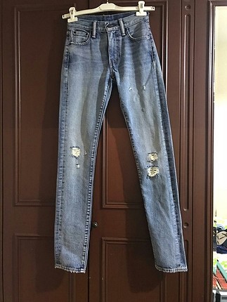 LEVİS KOT PANTOLON